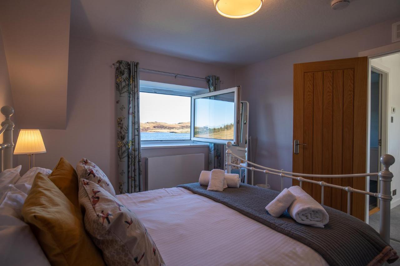 Lochside Villa Staffin Dış mekan fotoğraf